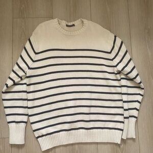 Brandy Melville Sweater